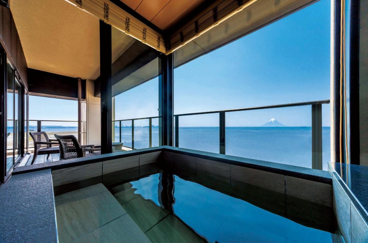 Ryugujo Spa Hotel Mikazuki Fujimitei كيسارازو المظهر الخارجي الصورة